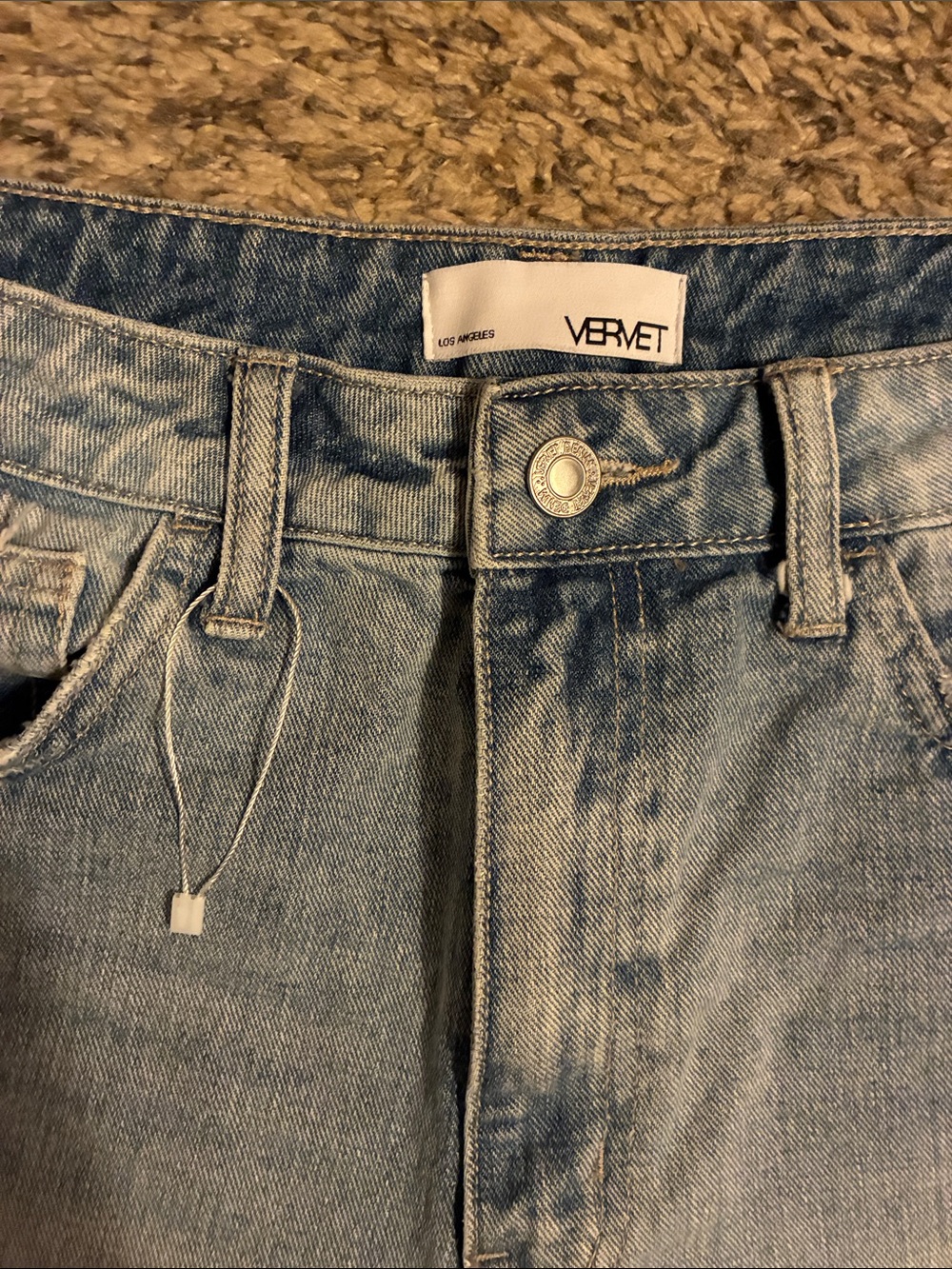 Vervet Ledro High Rise Bermuda shorts -size medium - Picture 2 of 5